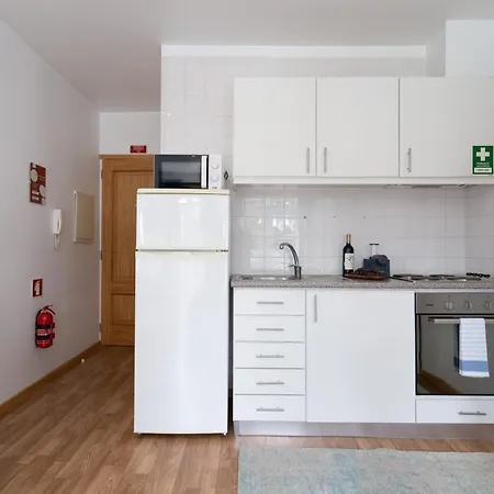 Apartment Host Wise - Enchanting Unique Flat - Ace Location